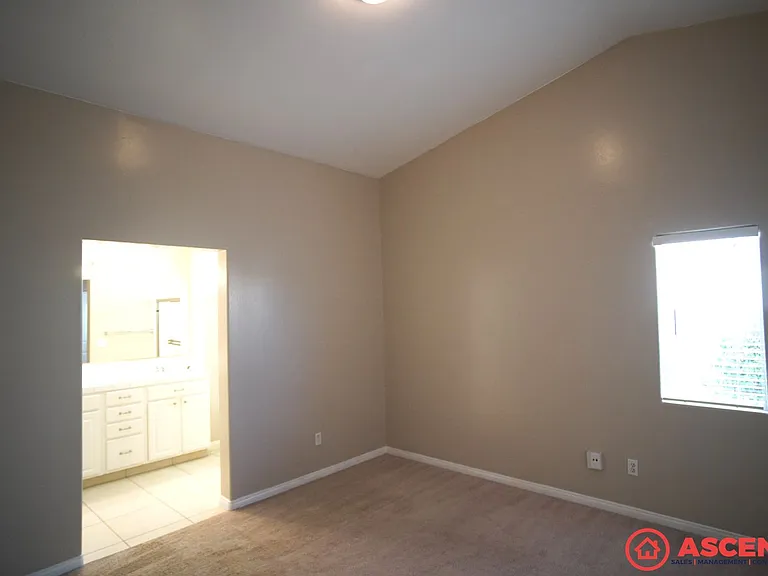 12708 Beechfield Dr — Photo 17