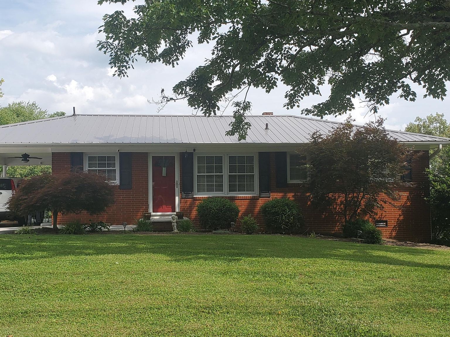 8008 Hill Rd, Knoxville, TN 37938 Zillow