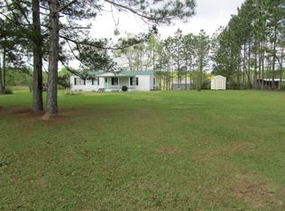 179 Fairley Rd, Lumberton, MS 39455