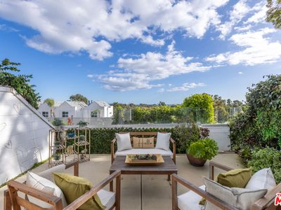 28711 Pacific Coast Hwy APT 18, Malibu, CA, 90265