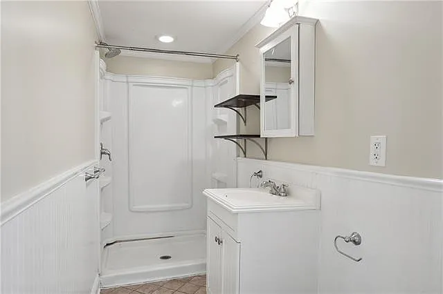 5832 Louisville St — Photo 10