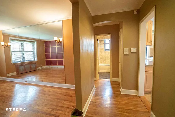 Sold by Sterea Agency | media 9
