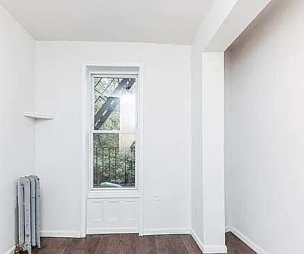 4th image of 204 Macdonough St APT 3A