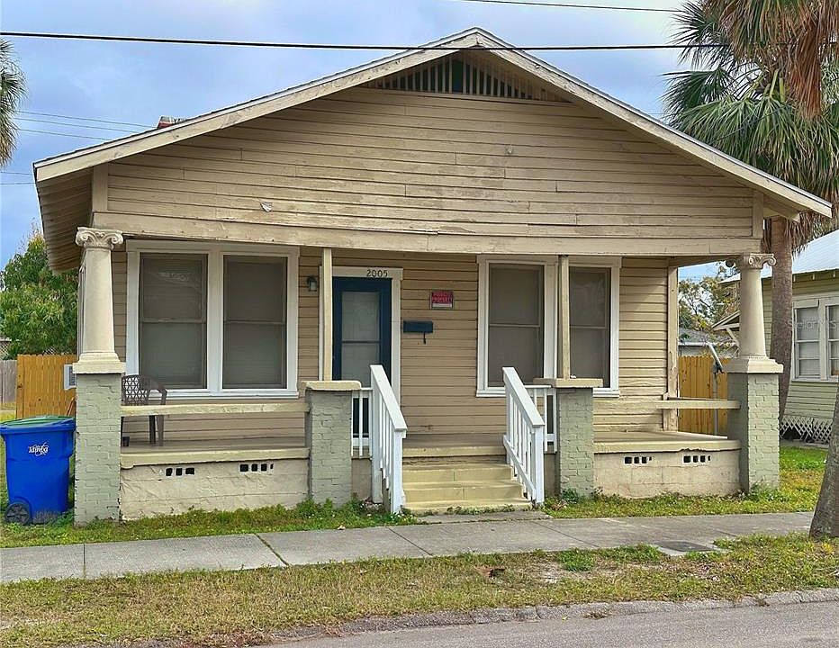 2nd image of 2005 N 25th St