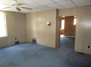 526 Longfellow St, Vandergrift, PA 15690