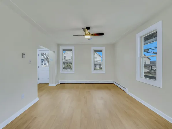 1001 Lincoln Ave, Olyphant, PA 18447