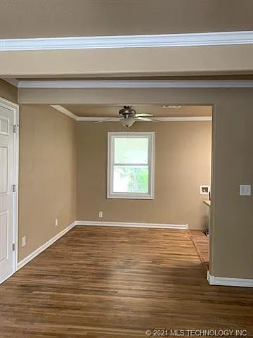3 bed, 2.0 bath, 1571 sqft, $1,625 — Photo 2