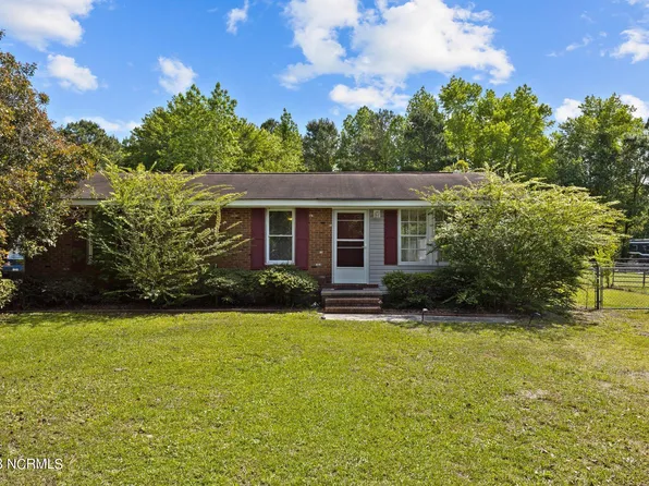 1282 Chatham Street, Newport, NC 28570