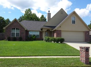 459 Cross Dr, Haughton, LA 71037