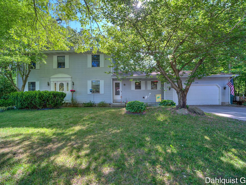 1086 Greenbriar Dr, Muskegon, MI 49445 Zillow