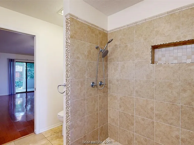 3004 Gleneagles Ct — Photo 18