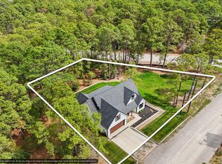 106 Kahuku Ct, Bastrop, TX 78602
