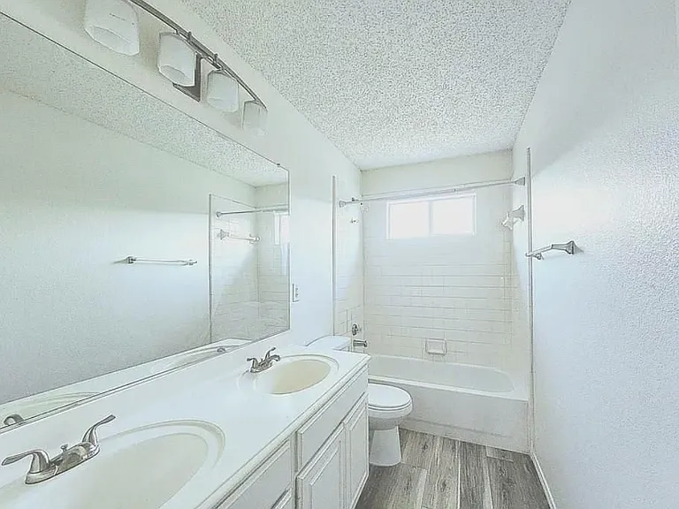 3917 Rushden Ct — Photo 5