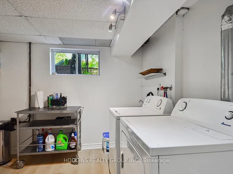 65 Mineola Rd E #LOWER — Photo 10