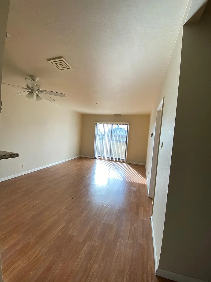 Building Photo - 330 8th St #3E