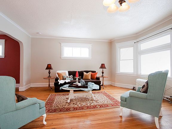 2nd image of 931 Marshall Ave