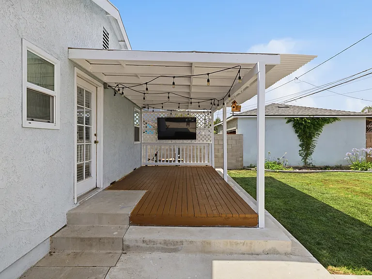 4809 Falcon Ave — Photo 13