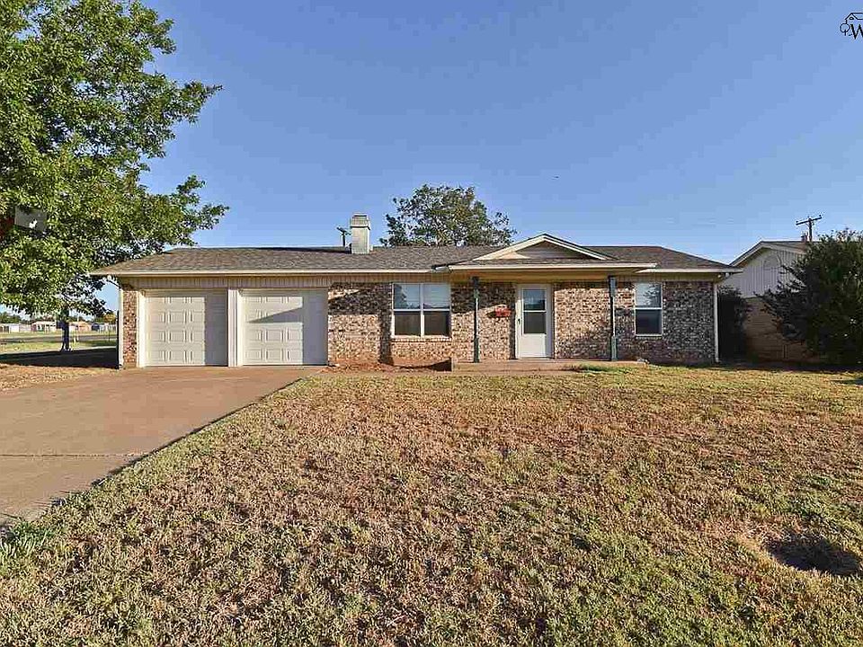 1st image of 135 Highland Dr