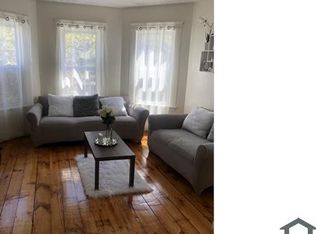74 Rodney St APT 3, Worcester, MA 01605