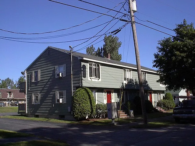 19 Sunset Ave