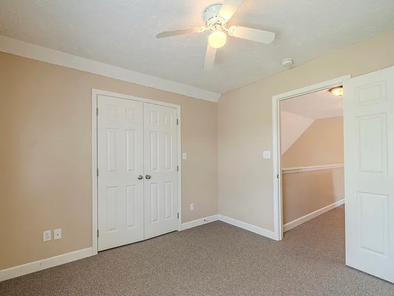 33 Rustic Bridge Dr — Photo 15
