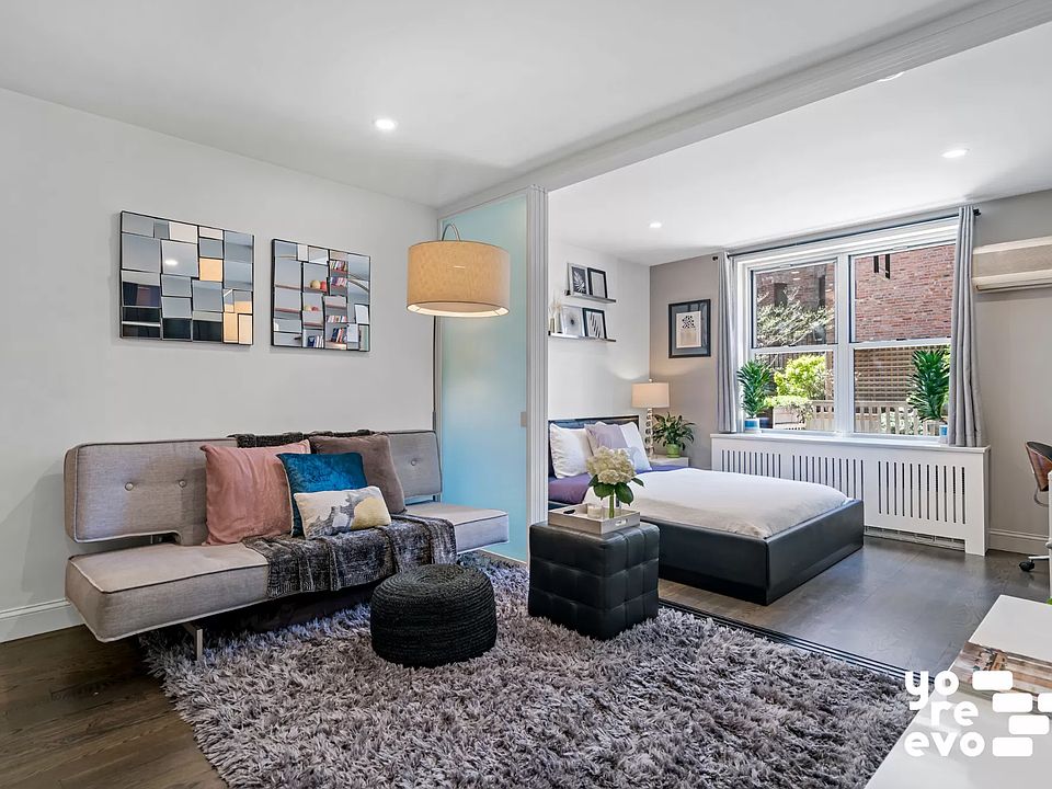 1st image of 350 Bleecker St APT 1W