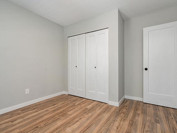5th image of 182 Springfield Dr
