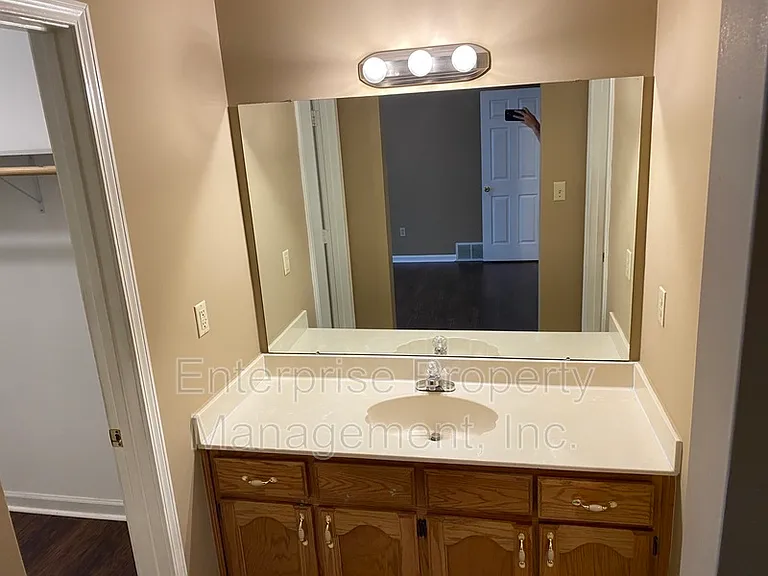 6496 Amberwood Cv — Photo 15