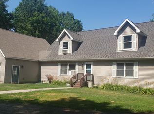 11508 Hall Rd, Ravenna, MI 49451