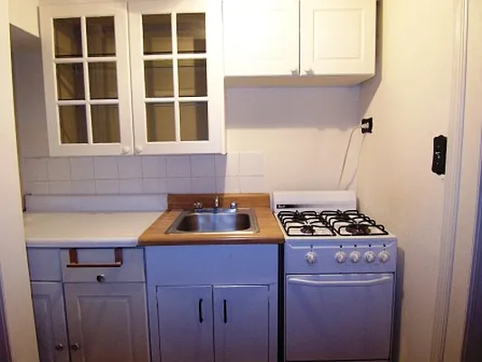 Rented by City Apt Group LLC | media 18