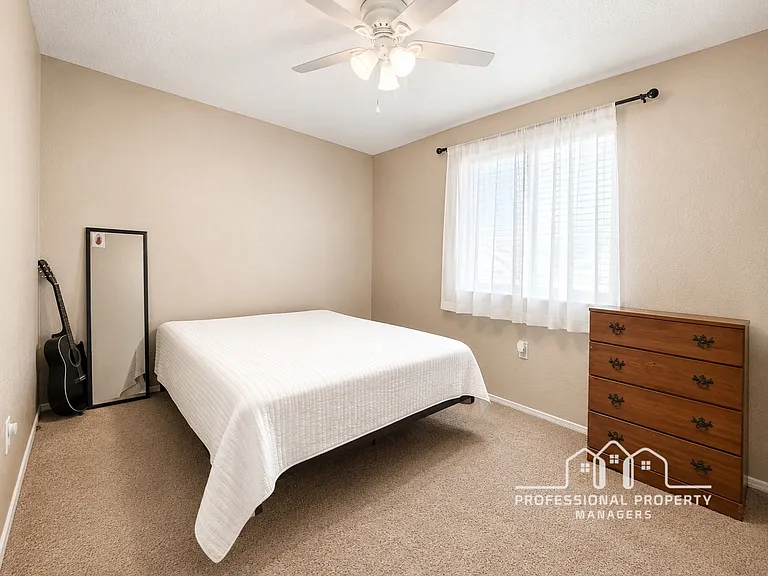 7176 E 26th Pl — Photo 9