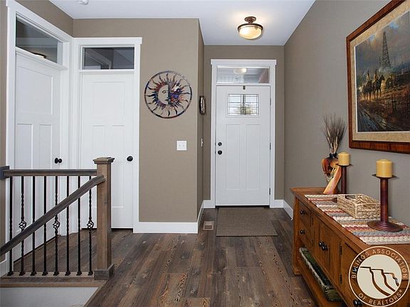 3rd image of 6327 Ridge Stone Dr S