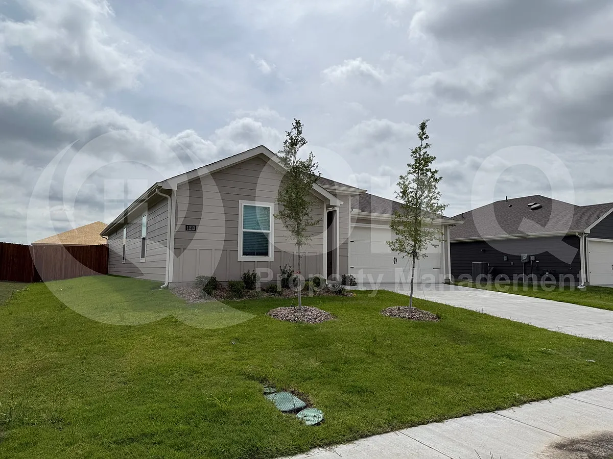 Building Photo - 1213 Bristlecone Dr
