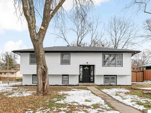 4829 Terrace Dr, Omaha, NE 68134