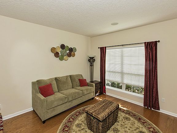 5th image of 14930 REEF Drive W