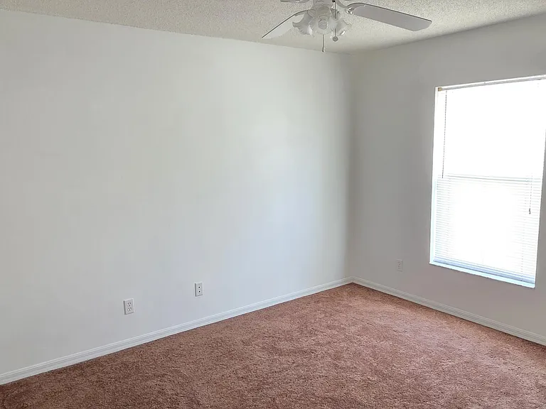 6448 NW Colgate St — Photo 16