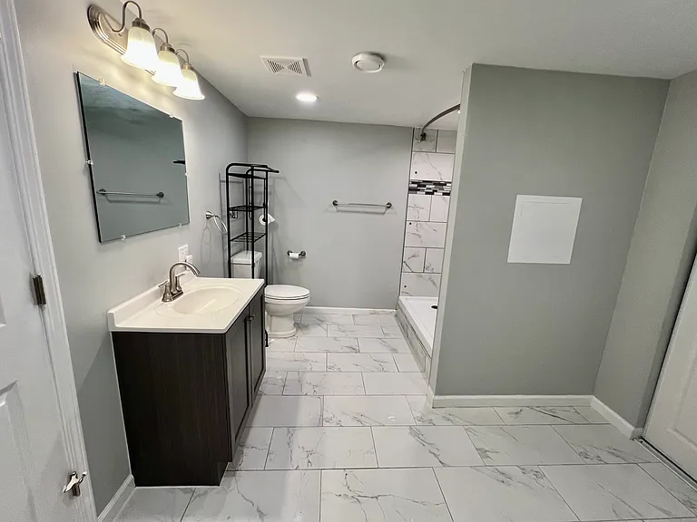 2838 Continental Dr — Photo 7