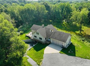 4042 S Osborn Ave, Fremont, MI 49412