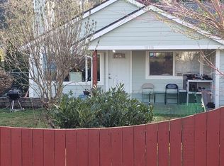 18318 9th Ave NE, Seattle, WA 98155