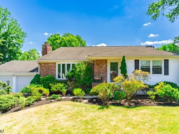 42 Sandy Hill Rd, Westfield Town, NJ 07090