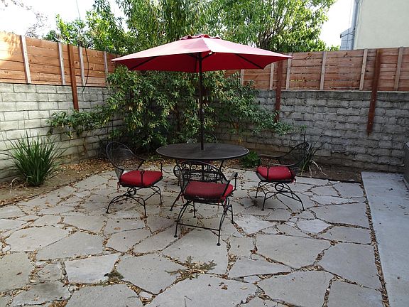 Video tour: https://youtu.be/KH5khWgjg08