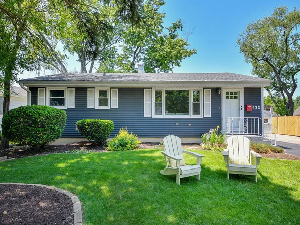 432 S Knollwood Dr, Wheaton, IL 60187