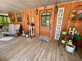 99 Noel Ln, Millwood, WV 25262