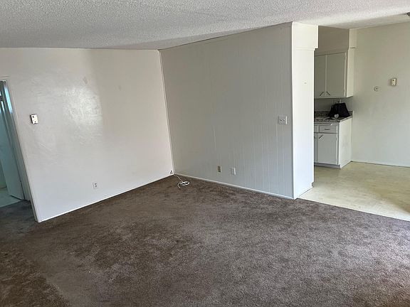 3rd image of 2130 Grand Ave
