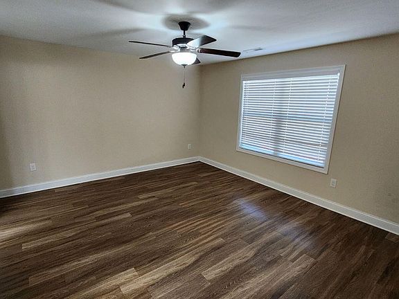 3rd image of 349 Franklin Meadows Way