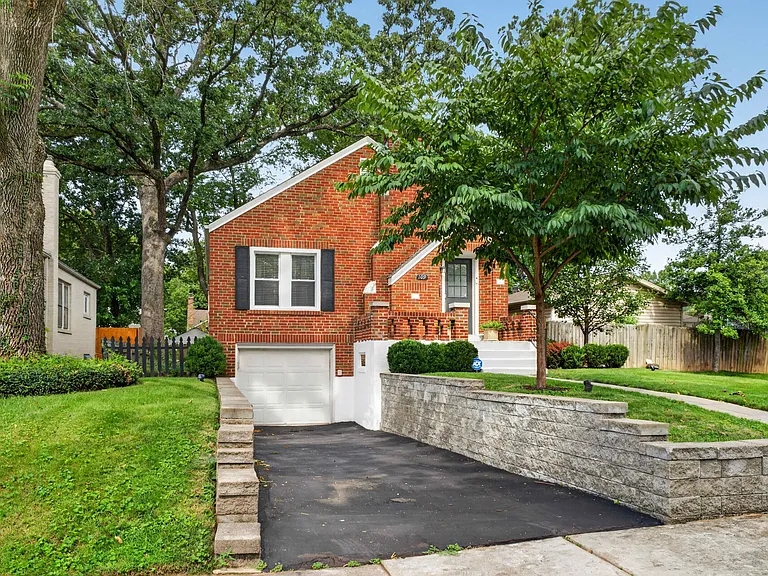 109 Handlan Ct — Photo 8