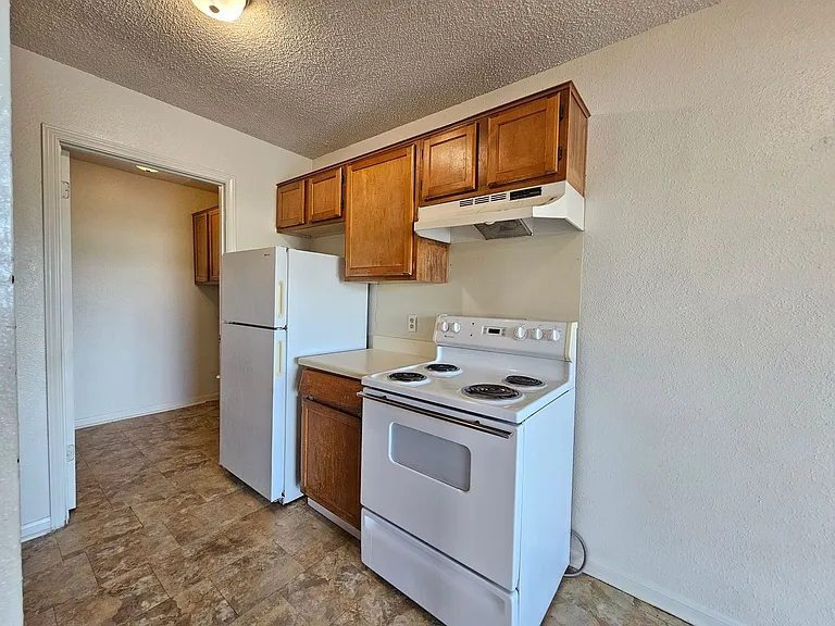 1815 Cedarhill Dr #A-D — Photo 4