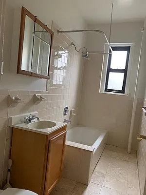 Rented by Velsor Realty | media 11