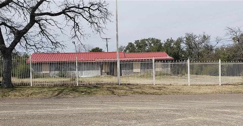 1st image of 7958 Malaga Dr