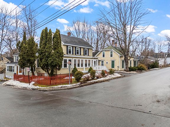 5th image of 21 N Chestnut Street